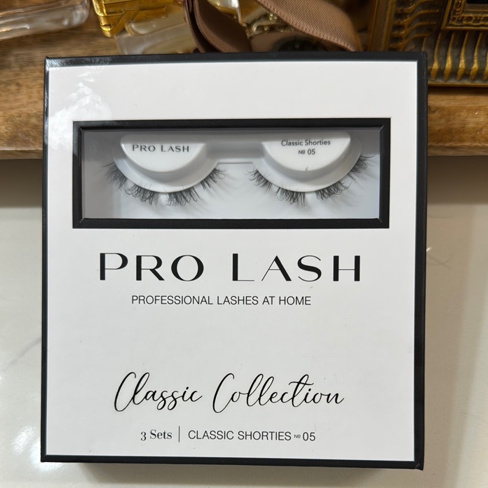 Classic Collection Lashes - Black